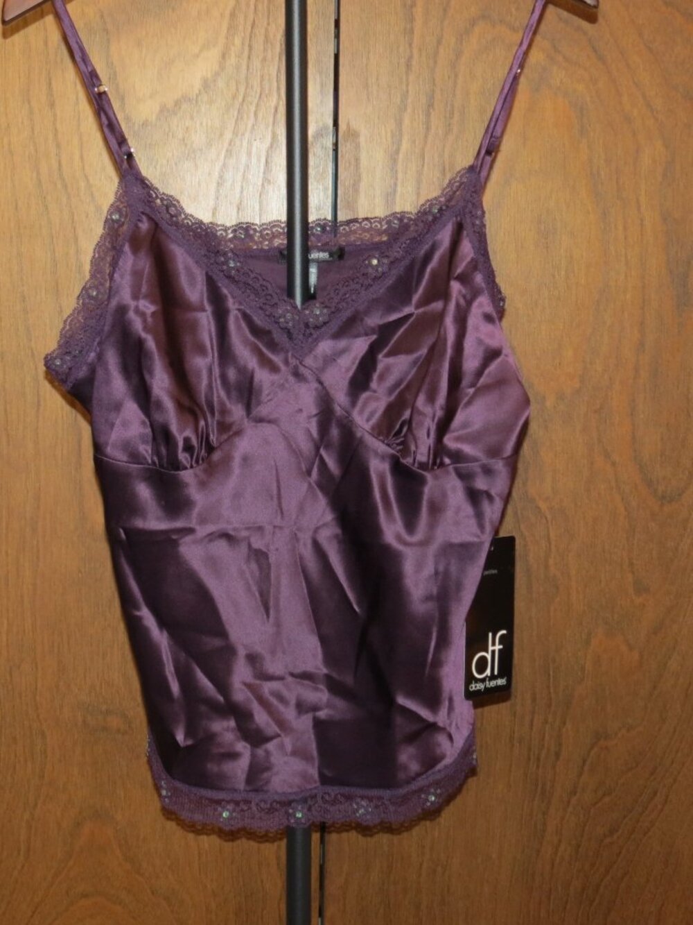 NWT Daisy Fuentes Size PXL Lace, Sequin, and Bead  Trimmed Camisole
